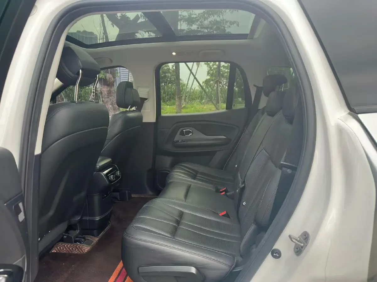 2018 NIO ES8 BEV 70KWH,autocango,china used car exporter,china ev exporter,chinese used car exporter,chinese used ev exporter