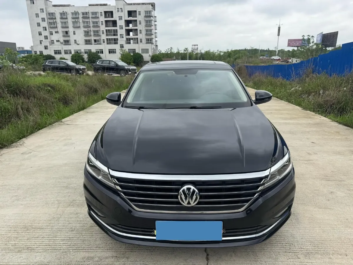 2018 Skoda Karoq 1.4T 150HP L4 7DCT,autocango,china used car exporter,china ev exporter,chinese used car exporter,chinese used ev exporter