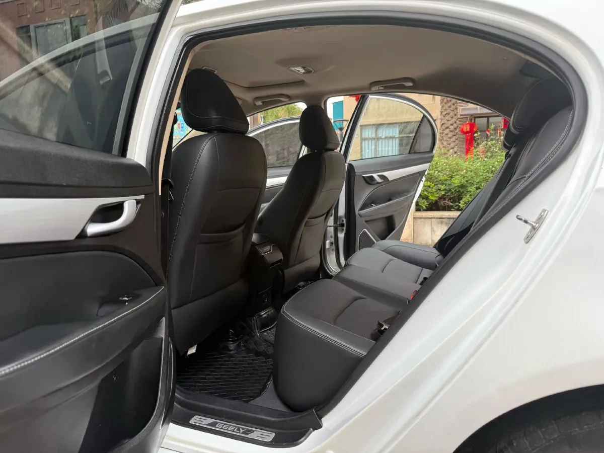 2018 Geely Emgrand 1.5L 109HP L4 5MT,autocango,china used car exporter,china ev exporter,chinese used car exporter,chinese used ev exporter