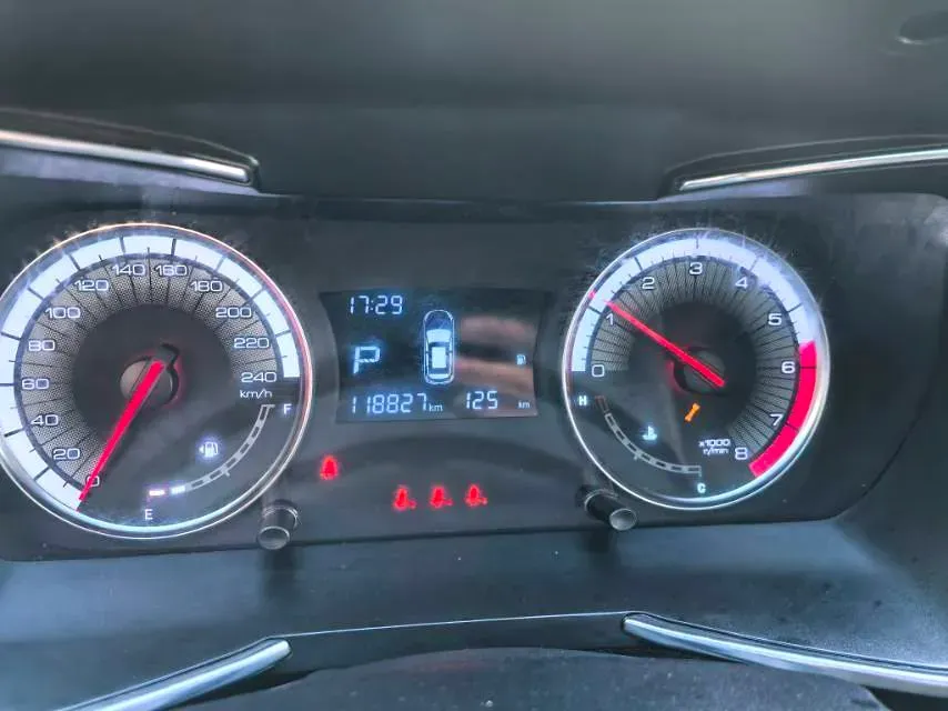 2018 Zotye T500 1.5T 156HP L4 6AT,autocango,china used car exporter,china ev exporter,chinese used car exporter,chinese used ev exporter