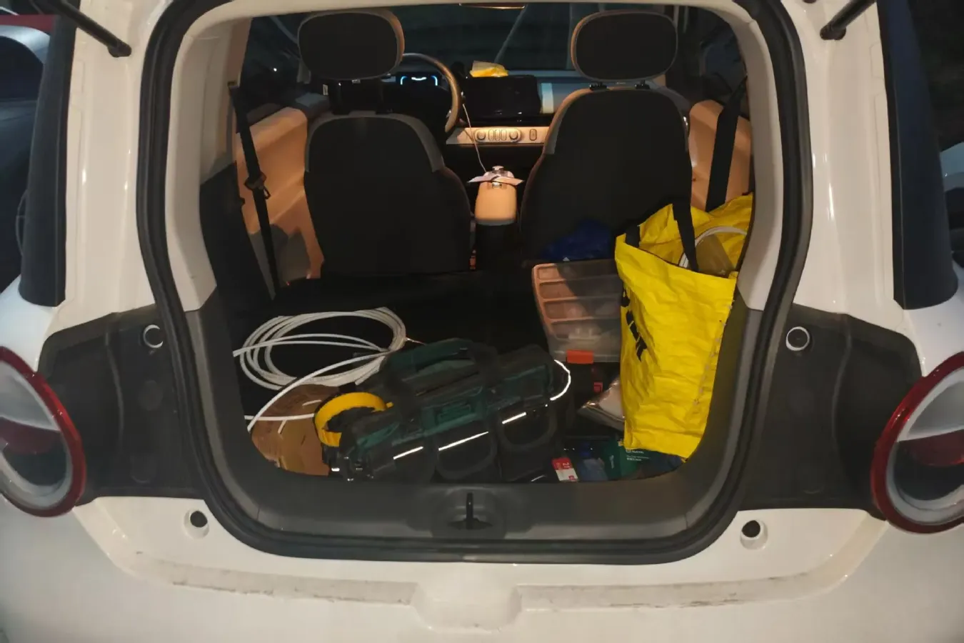 2025 LingBox BOX BEV 19.2KWH,autocango,china used car exporter,china ev exporter,chinese used car exporter,chinese used ev exporter