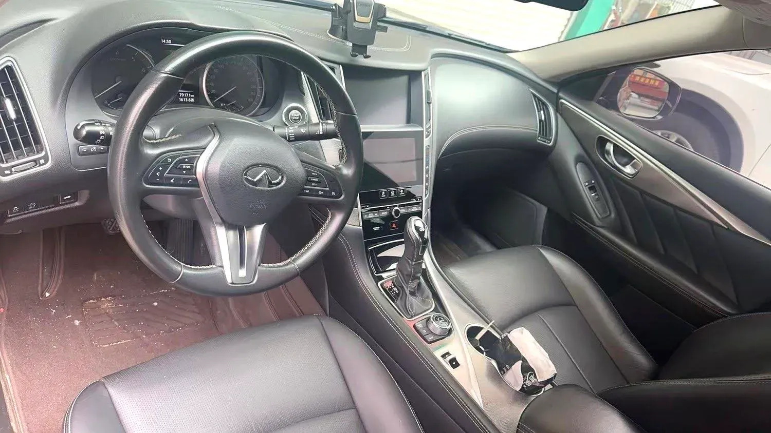 2018 Jeep Grand Commander 2.0T 265HP L4 9AT,autocango,china used car exporter,china ev exporter,chinese used car exporter,chinese used ev exporter