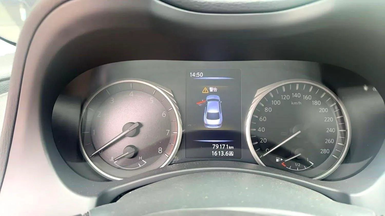 2018 Jeep Grand Commander 2.0T 265HP L4 9AT,autocango,china used car exporter,china ev exporter,chinese used car exporter,chinese used ev exporter