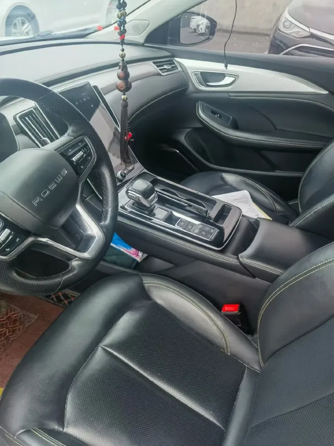 2020 Roewe i6 MAX 1.5T 169HP L4 AMT PHEV,autocango,china used car exporter,china ev exporter,chinese used car exporter,chinese used ev exporter