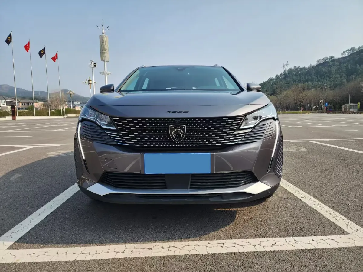 2023 Peugeot 4008 1.6T 170HP L4 8AT,autocango,china used car exporter,china ev exporter,chinese used car exporter,chinese used ev exporter