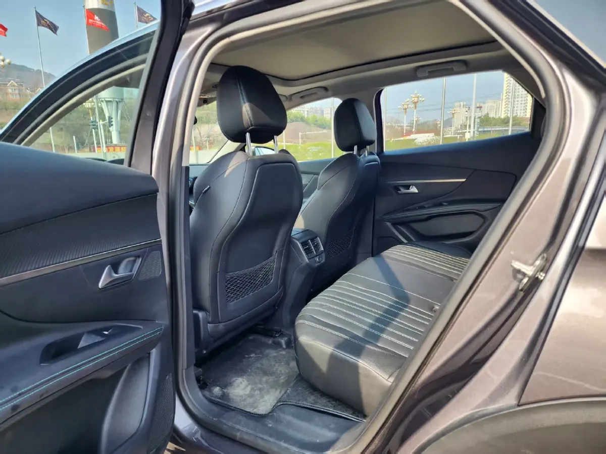 2023 Peugeot 4008 1.6T 170HP L4 8AT,autocango,china used car exporter,china ev exporter,chinese used car exporter,chinese used ev exporter