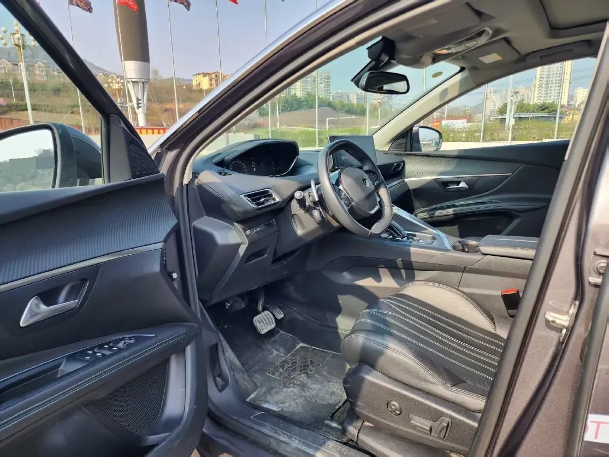 2023 Peugeot 4008 1.6T 170HP L4 8AT,autocango,china used car exporter,china ev exporter,chinese used car exporter,chinese used ev exporter