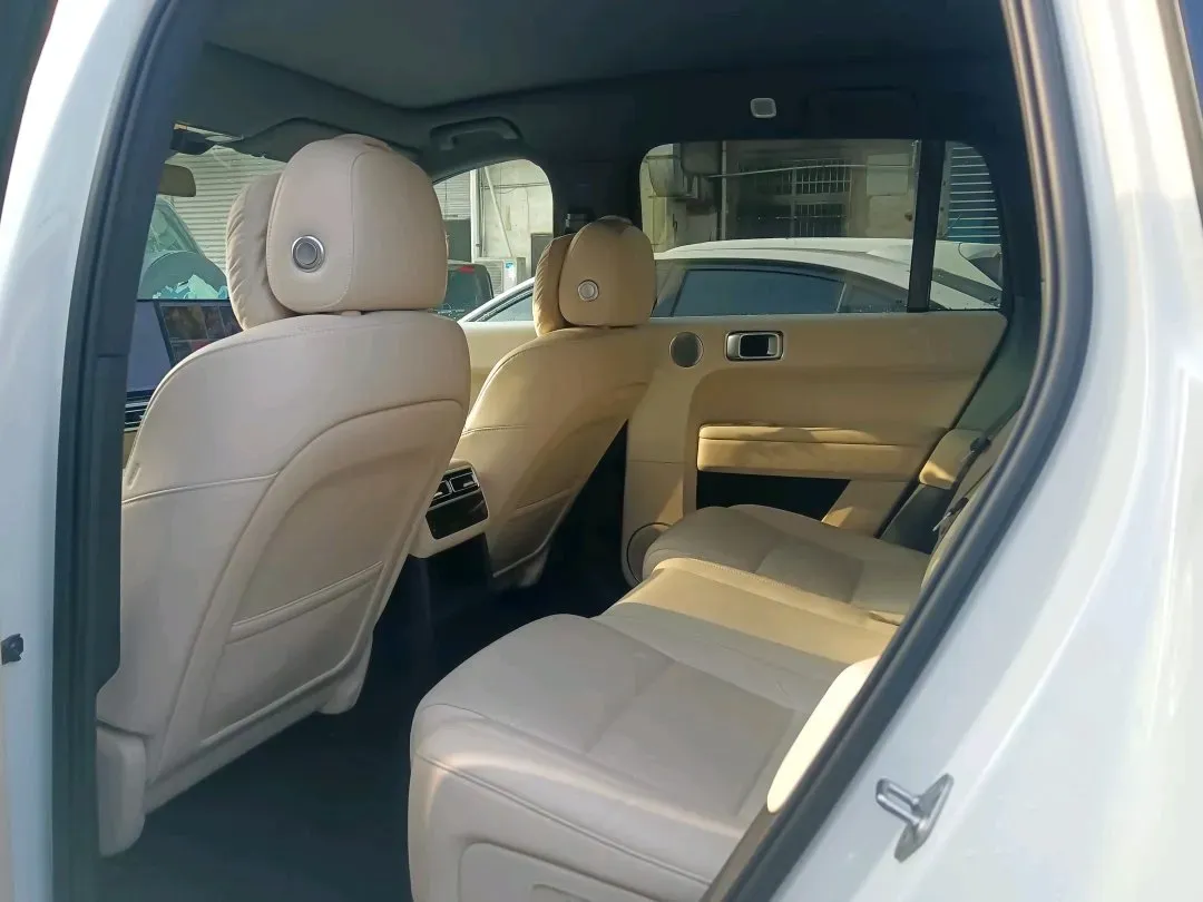 2024 Li L6 Range Extended 154HP L4 REEV 36.8KWH,autocango,china used car exporter,china ev exporter,chinese used car exporter,chinese used ev exporter