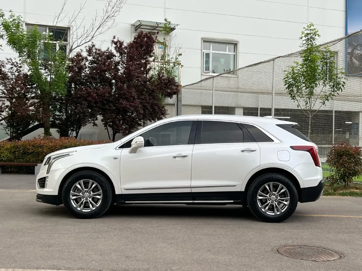 2020 Cadillac XT5 2.0T 241HP L4 9AT,autocango,china used car exporter,china ev exporter,chinese used car exporter,chinese used ev exporter