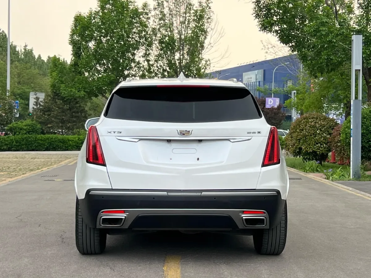 2020 Cadillac XT5 2.0T 241HP L4 9AT,autocango,china used car exporter,china ev exporter,chinese used car exporter,chinese used ev exporter