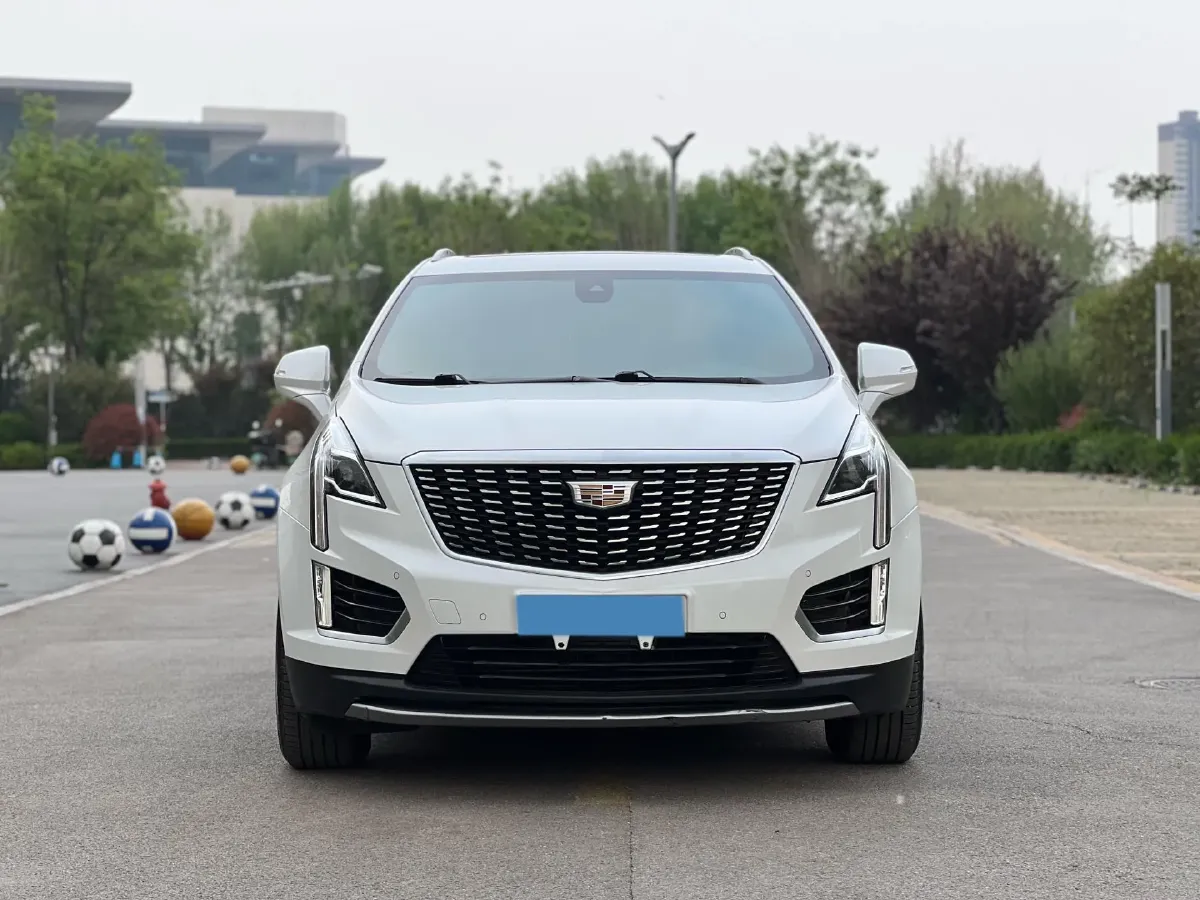 2020 Cadillac XT5 2.0T 241HP L4 9AT,autocango,china used car exporter,china ev exporter,chinese used car exporter,chinese used ev exporter