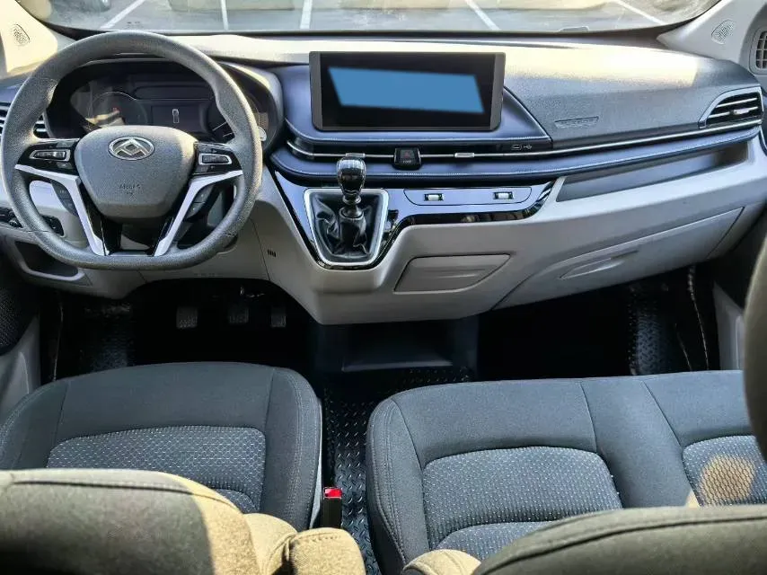 2023 MAXUS XinTu V70 2.0T 125HP L4 6MT,autocango,china used car exporter,china ev exporter,chinese used car exporter,chinese used ev exporter