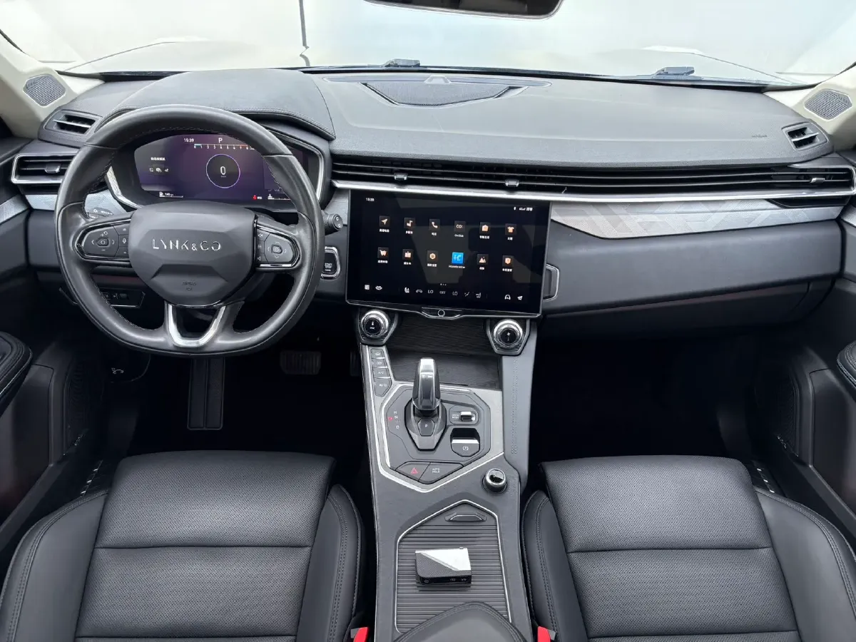 2021 LYNK&CO 01 2.0T 218HP L4 8AT,autocango,china used car exporter,china ev exporter,chinese used car exporter,chinese used ev exporter