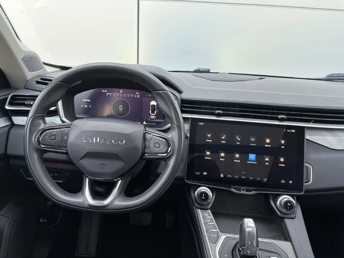 2021 LYNK&CO 01 2.0T 218HP L4 8AT,autocango,china used car exporter,china ev exporter,chinese used car exporter,chinese used ev exporter