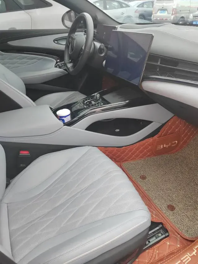 2022 AITO AITO M5 Range Extended 125HP REEV 40KWH,autocango,china used car exporter,china ev exporter,chinese used car exporter,chinese used ev exporter