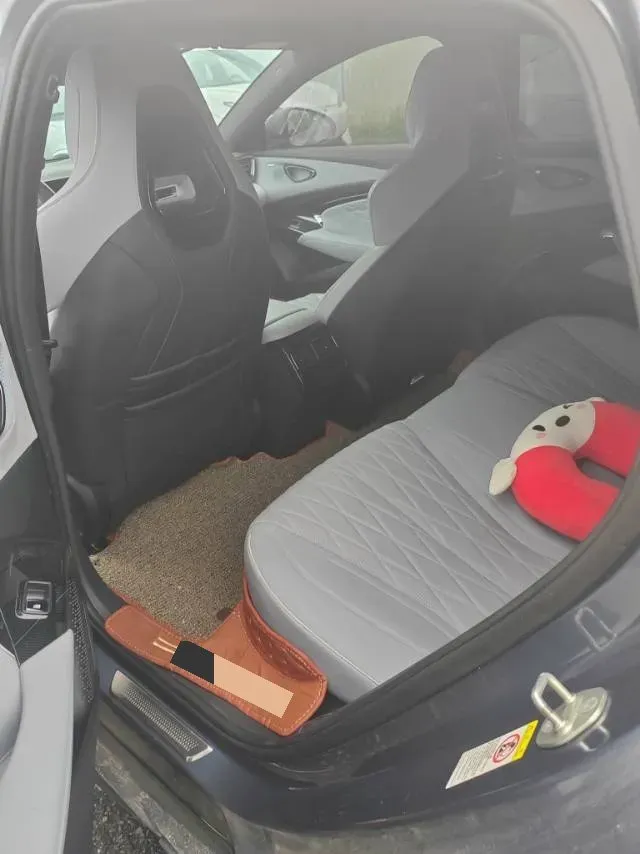 2022 AITO AITO M5 Range Extended 125HP REEV 40KWH,autocango,china used car exporter,china ev exporter,chinese used car exporter,chinese used ev exporter