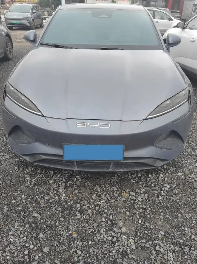 2022 AITO AITO M5 Range Extended 125HP REEV 40KWH,autocango,china used car exporter,china ev exporter,chinese used car exporter,chinese used ev exporter