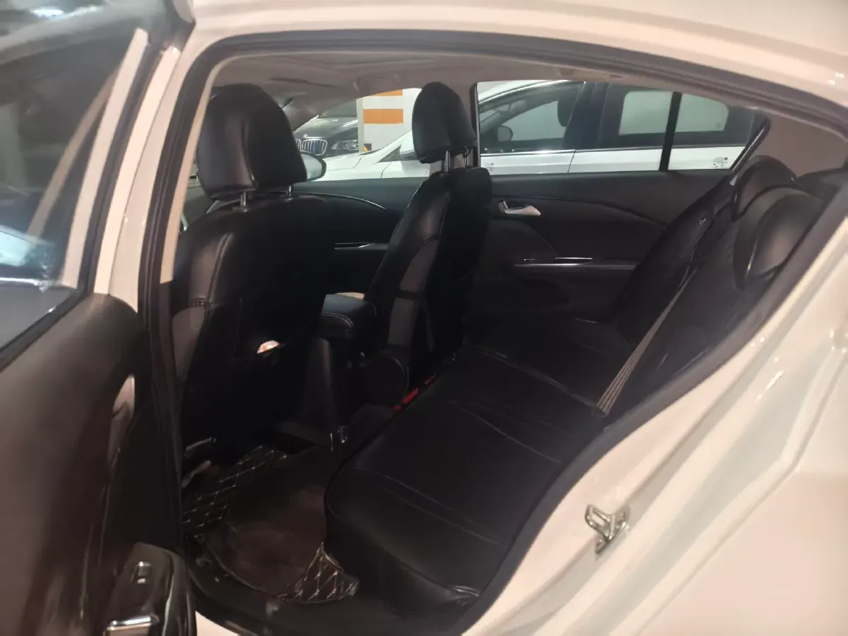 2019 Chevrolet Cavalier 1.5L 113HP L4 6AT,autocango,china used car exporter,china ev exporter,chinese used car exporter,chinese used ev exporter