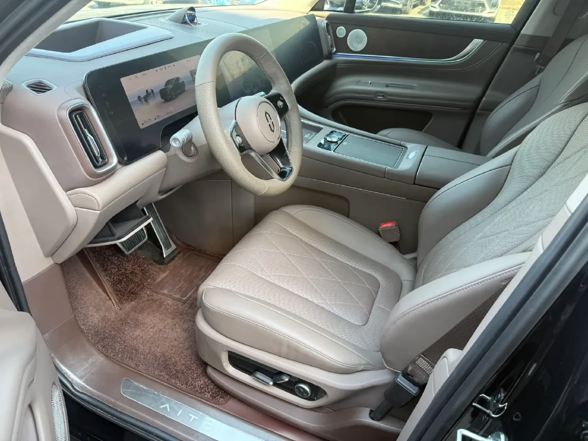 2024 AITO AITO M9 1.5T 152HP L4 REEV 42KWH,autocango,china used car exporter,china ev exporter,chinese used car exporter,chinese used ev exporter