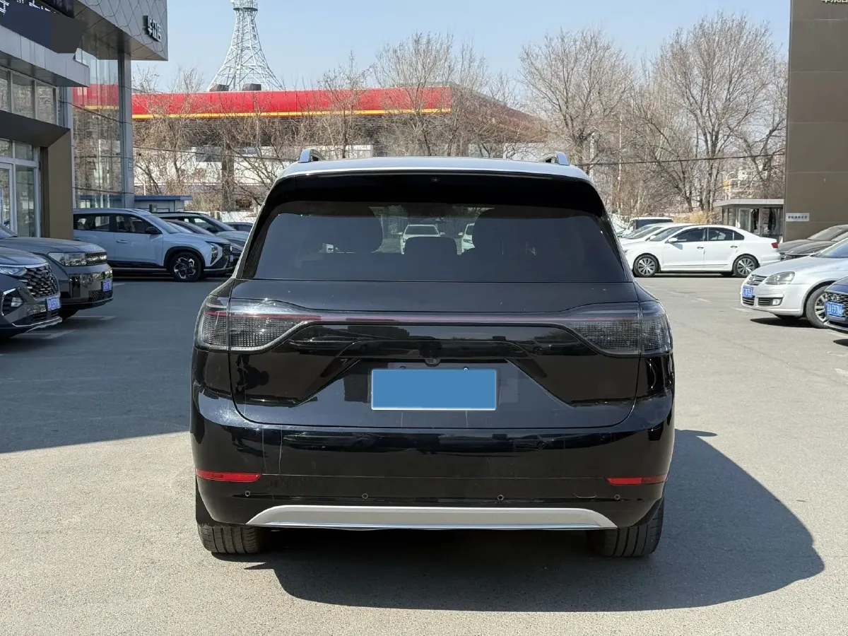 2024 AITO AITO M9 1.5T 152HP L4 REEV 42KWH,autocango,china used car exporter,china ev exporter,chinese used car exporter,chinese used ev exporter