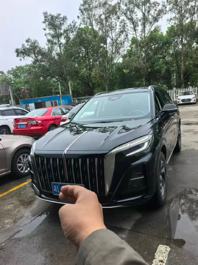 2024 HongQi HS3 1.5T 169HP L4 7DCT,autocango,china used car exporter,china ev exporter,chinese used car exporter,chinese used ev exporter