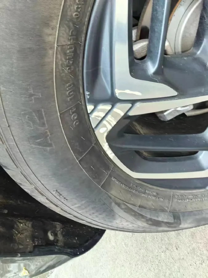 2024 HongQi HS3 1.5T 169HP L4 7DCT,autocango,china used car exporter,china ev exporter,chinese used car exporter,chinese used ev exporter