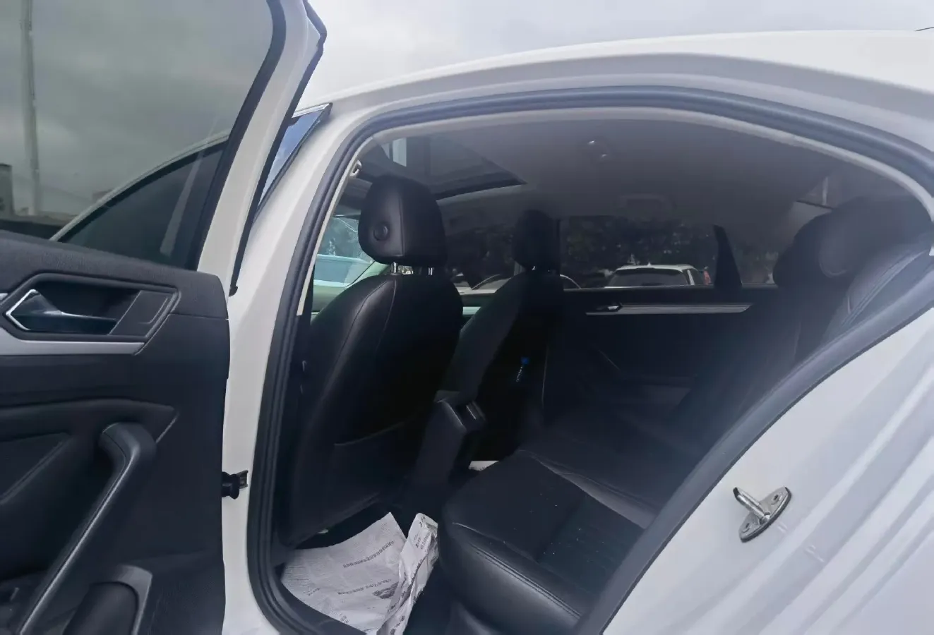 2019 Volkswagen T-Cross 1.4T 150HP L4 7DCT,autocango,china used car exporter,china ev exporter,chinese used car exporter,chinese used ev exporter