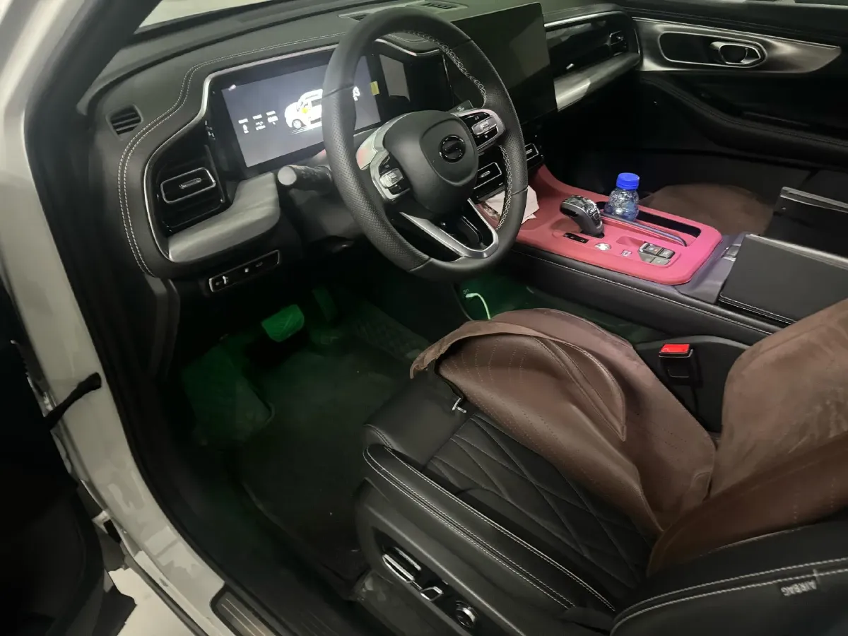 2025 GAC Trumpchi GS8 2.0T 252HP L4 8AT,autocango,china used car exporter,china ev exporter,chinese used car exporter,chinese used ev exporter