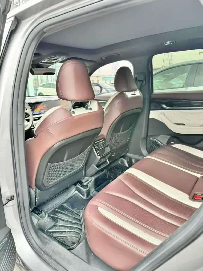 2024 Geely Monjaro 2.0T 238HP L4 8AT,autocango,china used car exporter,china ev exporter,chinese used car exporter,chinese used ev exporter