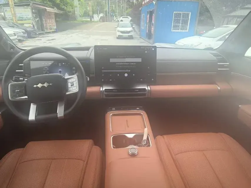 2025 FangChengBao Tai 7 1.5T 156HP L4 E-CVT PHEV,autocango,china used car exporter,china ev exporter,chinese used car exporter,chinese used ev exporter