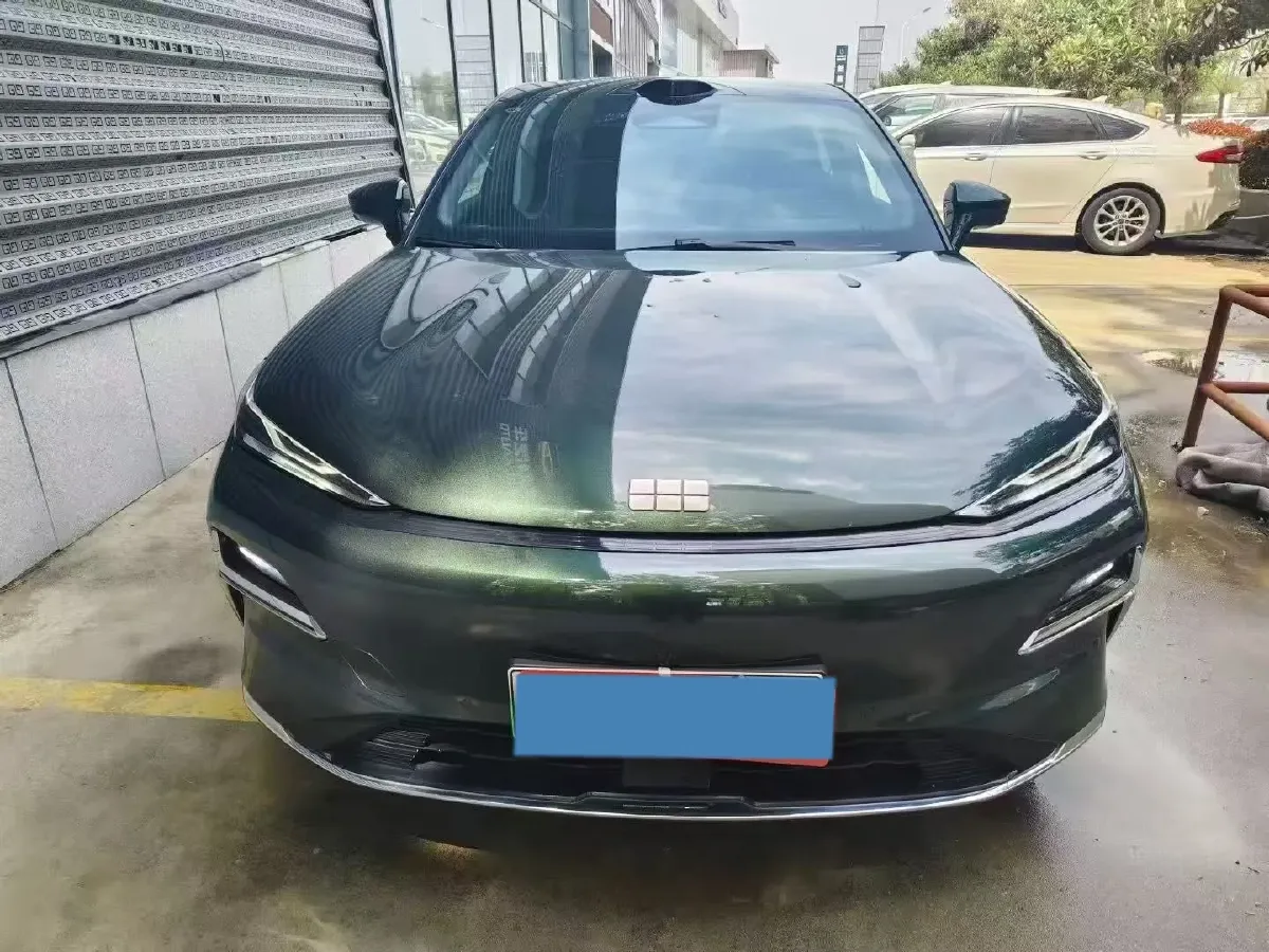 2025 Geely Galaxy Starshine 8 1.5T 163HP L4 3DHT PHEV 27.69KWH,autocango,china used car exporter,china ev exporter,chinese used car exporter,chinese used ev exporter