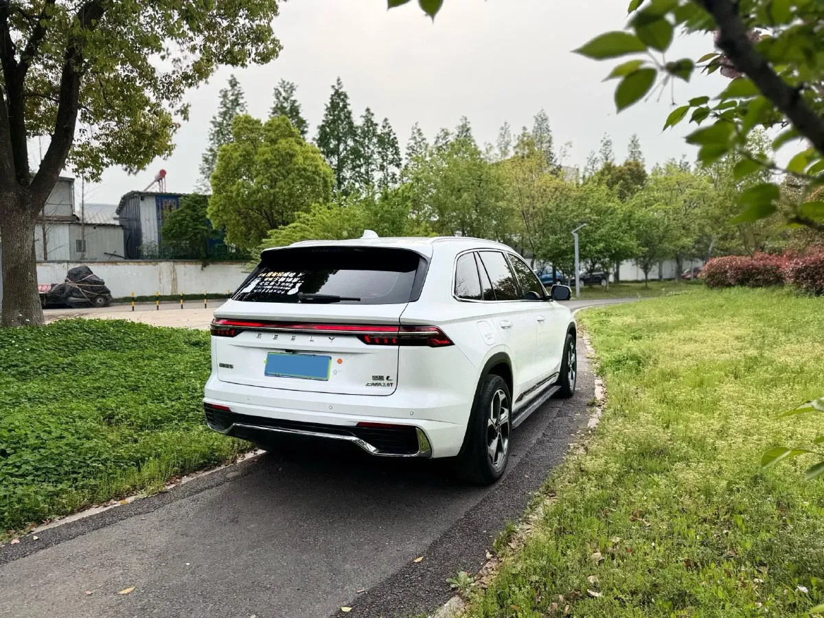 2021 Geely Monjaro 2.0T 218HP L4 7DCT,autocango,china used car exporter,china ev exporter,chinese used car exporter,chinese used ev exporter