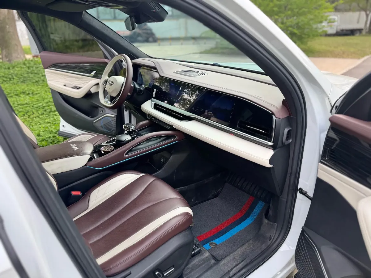 2021 Geely Monjaro 2.0T 218HP L4 7DCT,autocango,china used car exporter,china ev exporter,chinese used car exporter,chinese used ev exporter