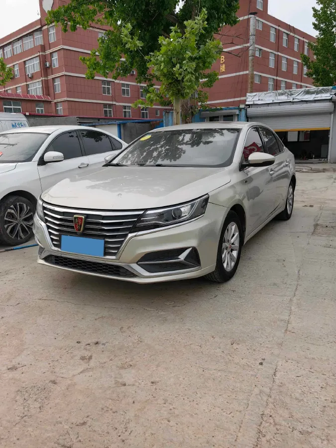 2017 Roewe i6 1.0T 125HP L3 7DCT,autocango,china used car exporter,china ev exporter,chinese used car exporter,chinese used ev exporter