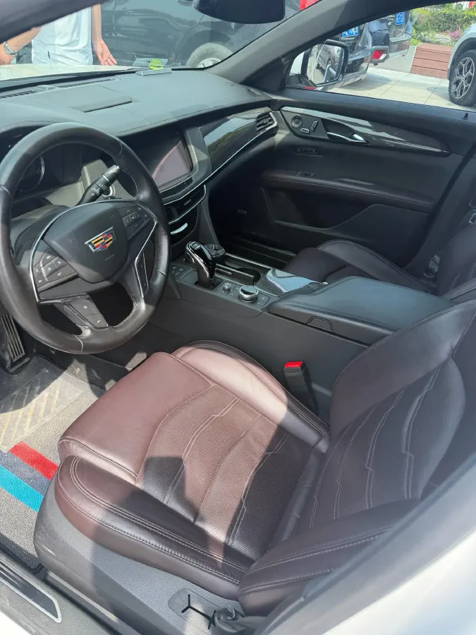 2022 Cadillac CT6 2.0T 237HP L4 10AT,autocango,china used car exporter,china ev exporter,chinese used car exporter,chinese used ev exporter