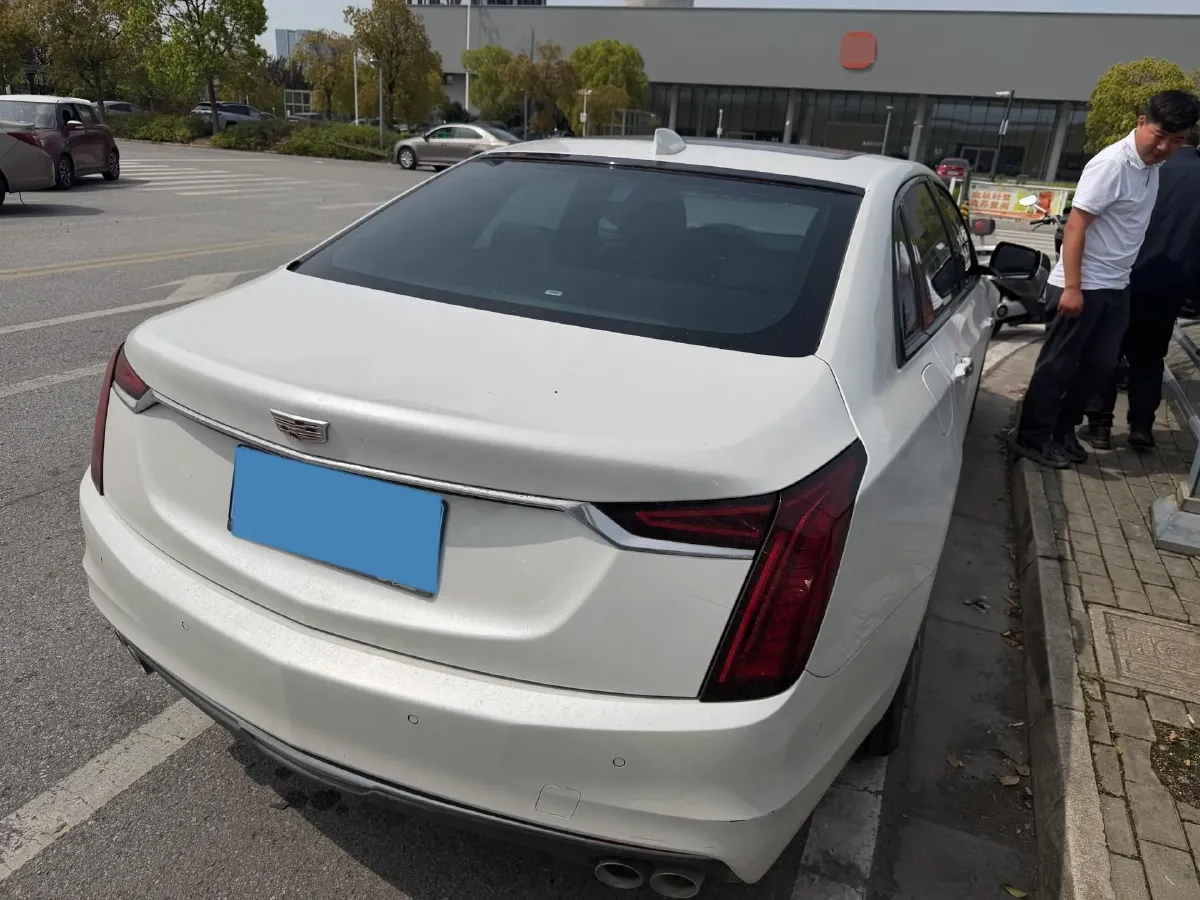 2022 Cadillac CT6 2.0T 237HP L4 10AT,autocango,china used car exporter,china ev exporter,chinese used car exporter,chinese used ev exporter