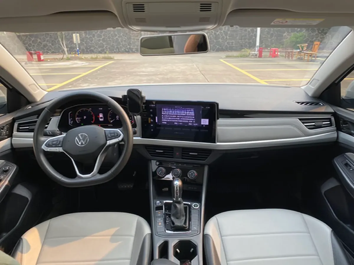 2023 Volkswagen Bora 1.2T 116HP L4 7DCT,autocango,china used car exporter,china ev exporter,chinese used car exporter,chinese used ev exporter