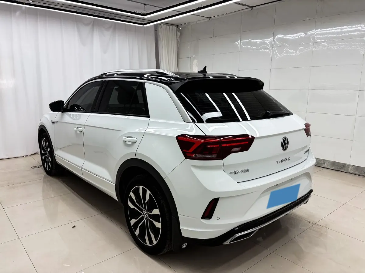 2022 Volkswagen T-Roc 1.4T 150HP L4 7DCT,autocango,china used car exporter,china ev exporter,chinese used car exporter,chinese used ev exporter