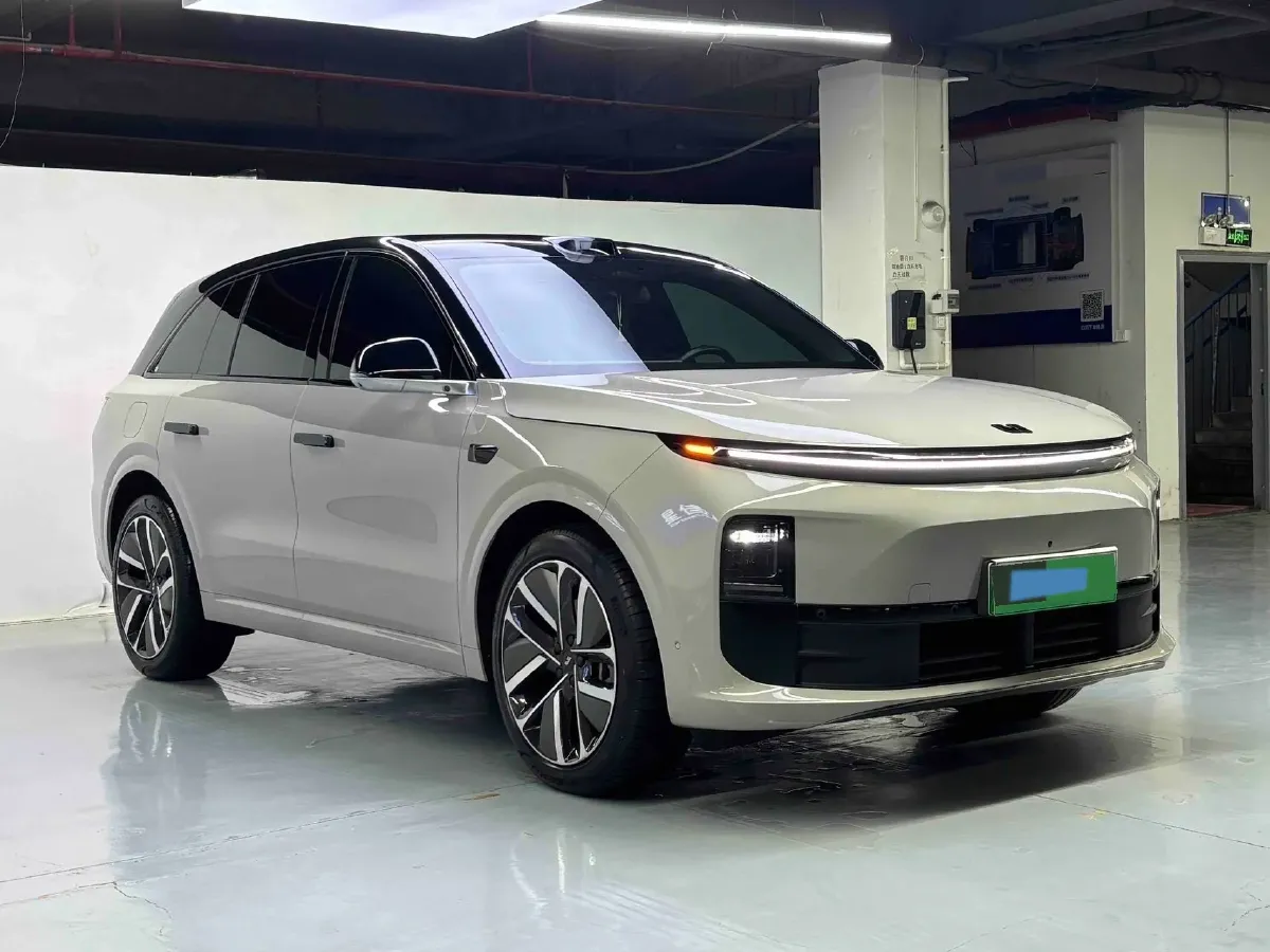 2024 Li L6 Range Extended 154HP L4 REEV 36.8KWH,autocango,china used car exporter,china ev exporter,chinese used car exporter,chinese used ev exporter