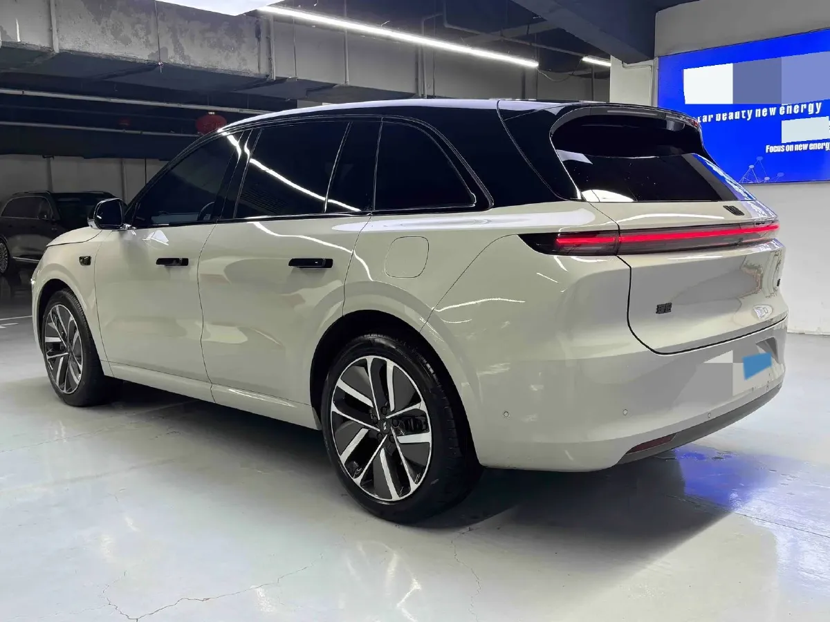 2024 Li L6 Range Extended 154HP L4 REEV 36.8KWH,autocango,china used car exporter,china ev exporter,chinese used car exporter,chinese used ev exporter