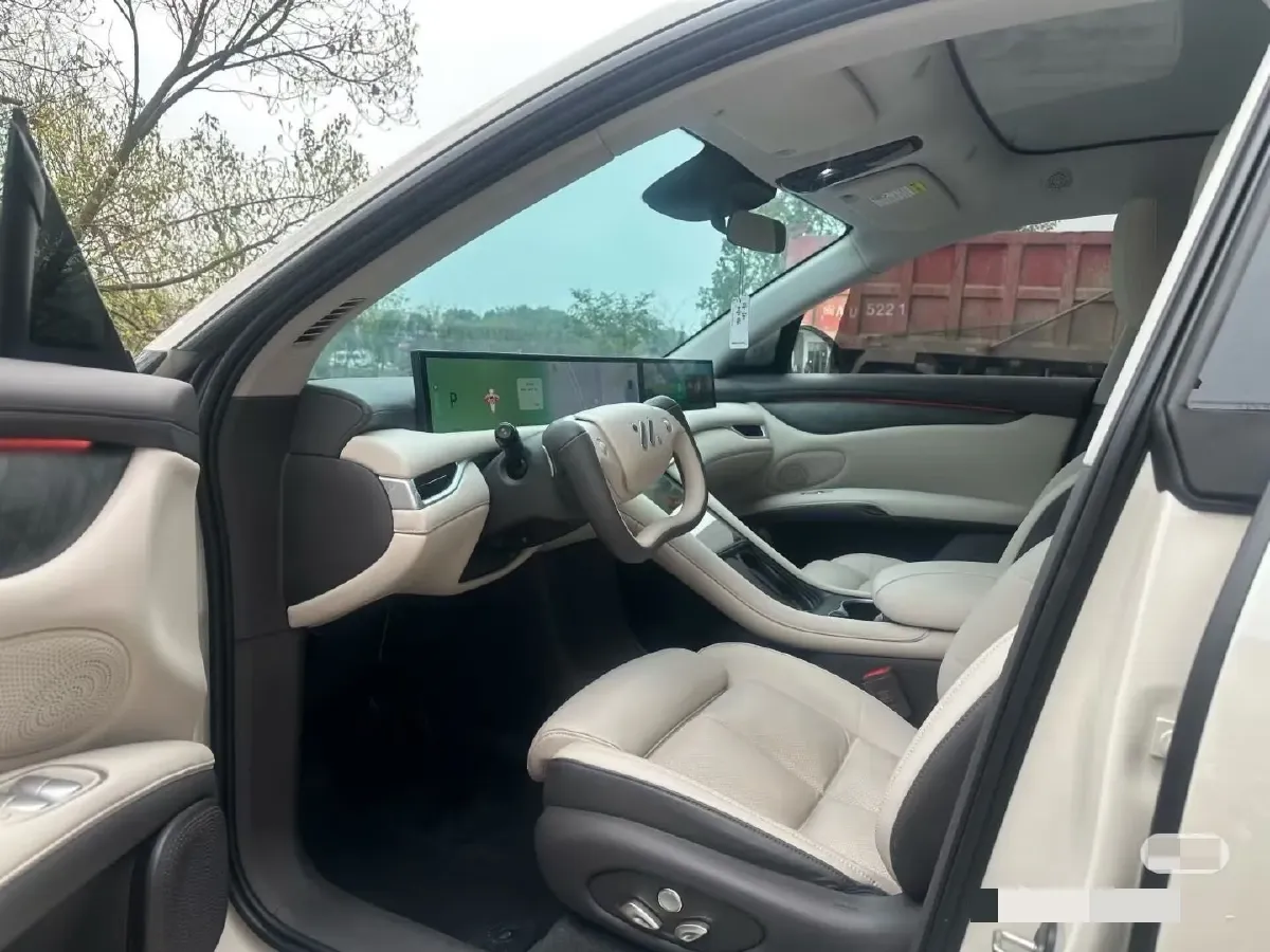 2023 IM LS6 BEV 71KWH,autocango,china used car exporter,china ev exporter,chinese used car exporter,chinese used ev exporter