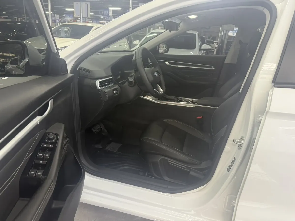 2025 Geely Emgrand 1.5L 127HP L4 CVT,autocango,china used car exporter,china ev exporter,chinese used car exporter,chinese used ev exporter