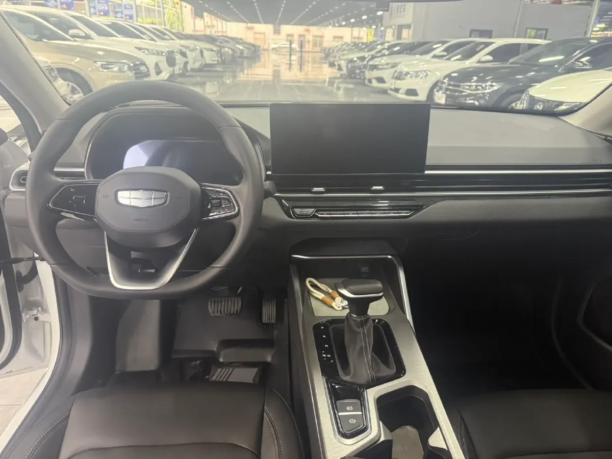 2025 Geely Emgrand 1.5L 127HP L4 CVT,autocango,china used car exporter,china ev exporter,chinese used car exporter,chinese used ev exporter