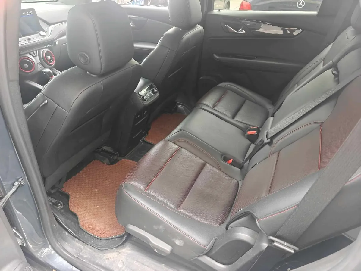 2020 Chevrolet Blazer 2.0T 237HP L4 9AT,autocango,china used car exporter,china ev exporter,chinese used car exporter,chinese used ev exporter