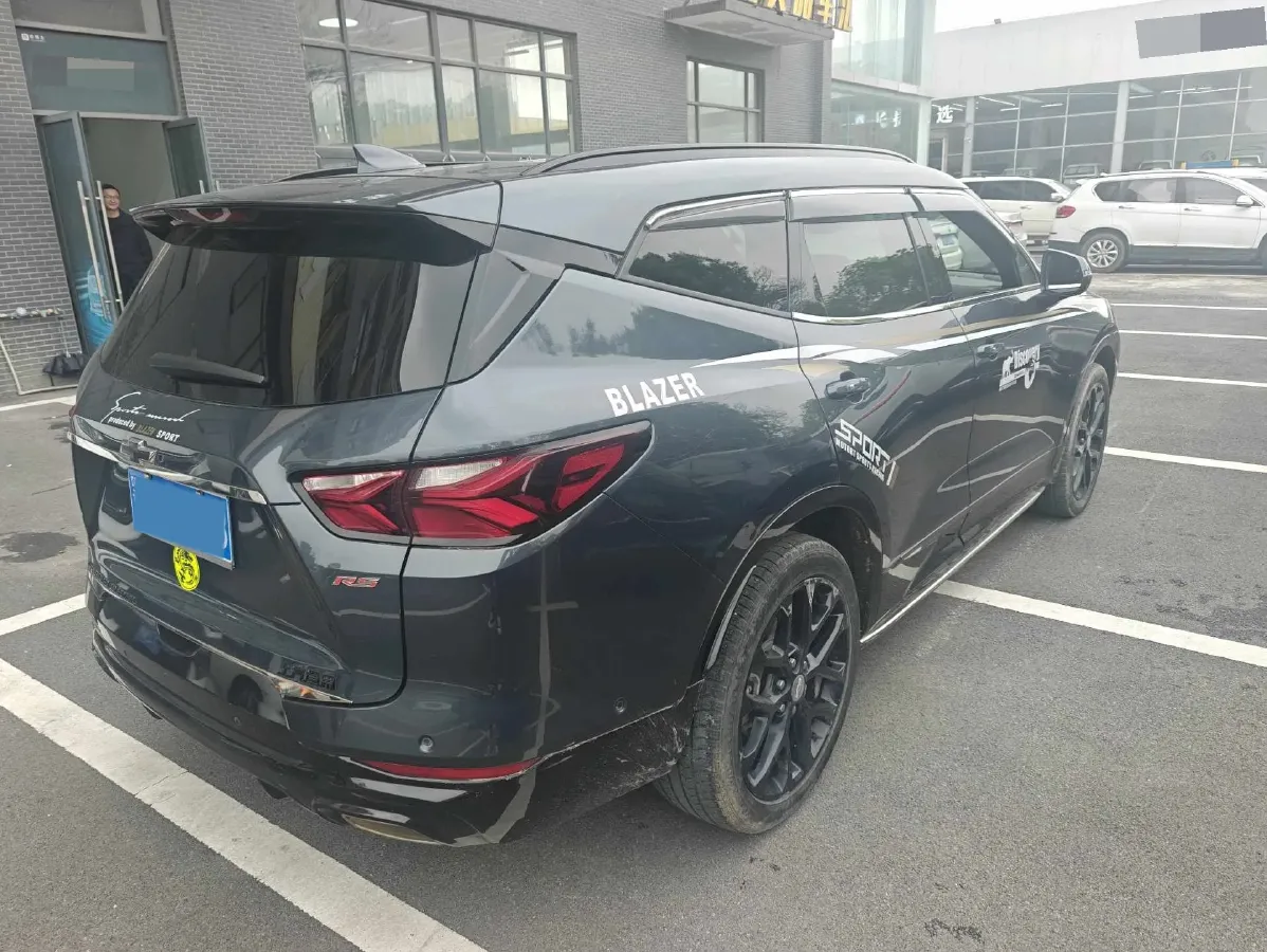 2020 Chevrolet Blazer 2.0T 237HP L4 9AT,autocango,china used car exporter,china ev exporter,chinese used car exporter,chinese used ev exporter