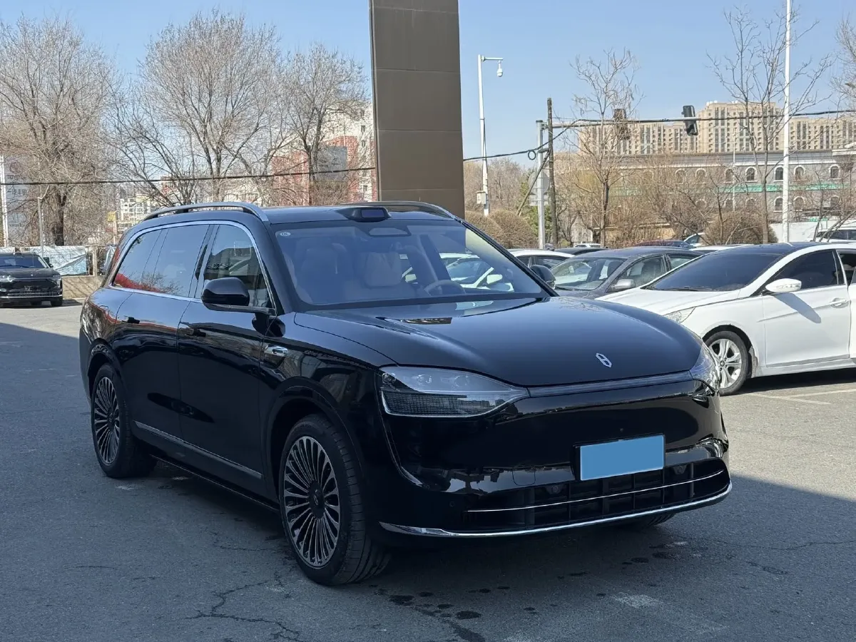 2025 AITO AITO M9 REEV 160HP REEV 52KWH,autocango,china used car exporter,china ev exporter,chinese used car exporter,chinese used ev exporter