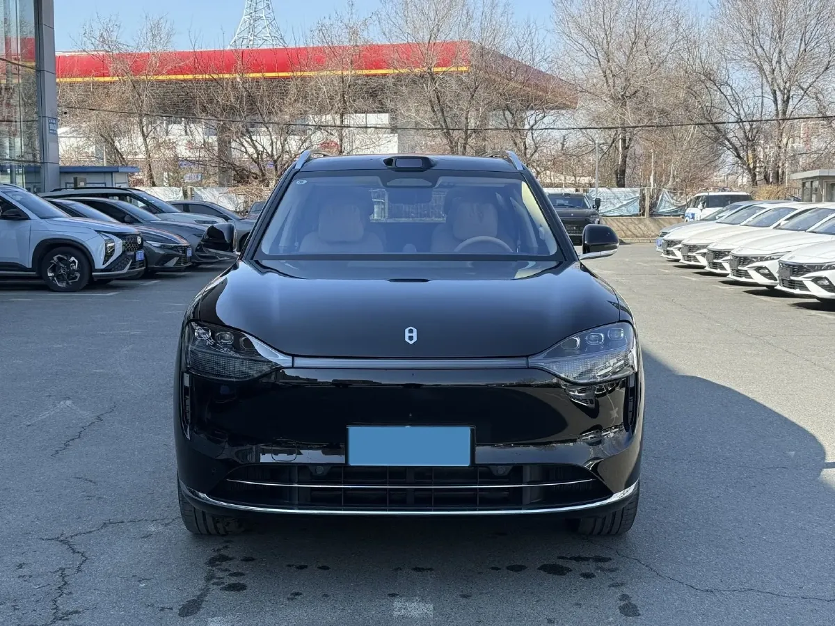 2025 AITO AITO M9 REEV 160HP REEV 52KWH,autocango,china used car exporter,china ev exporter,chinese used car exporter,chinese used ev exporter