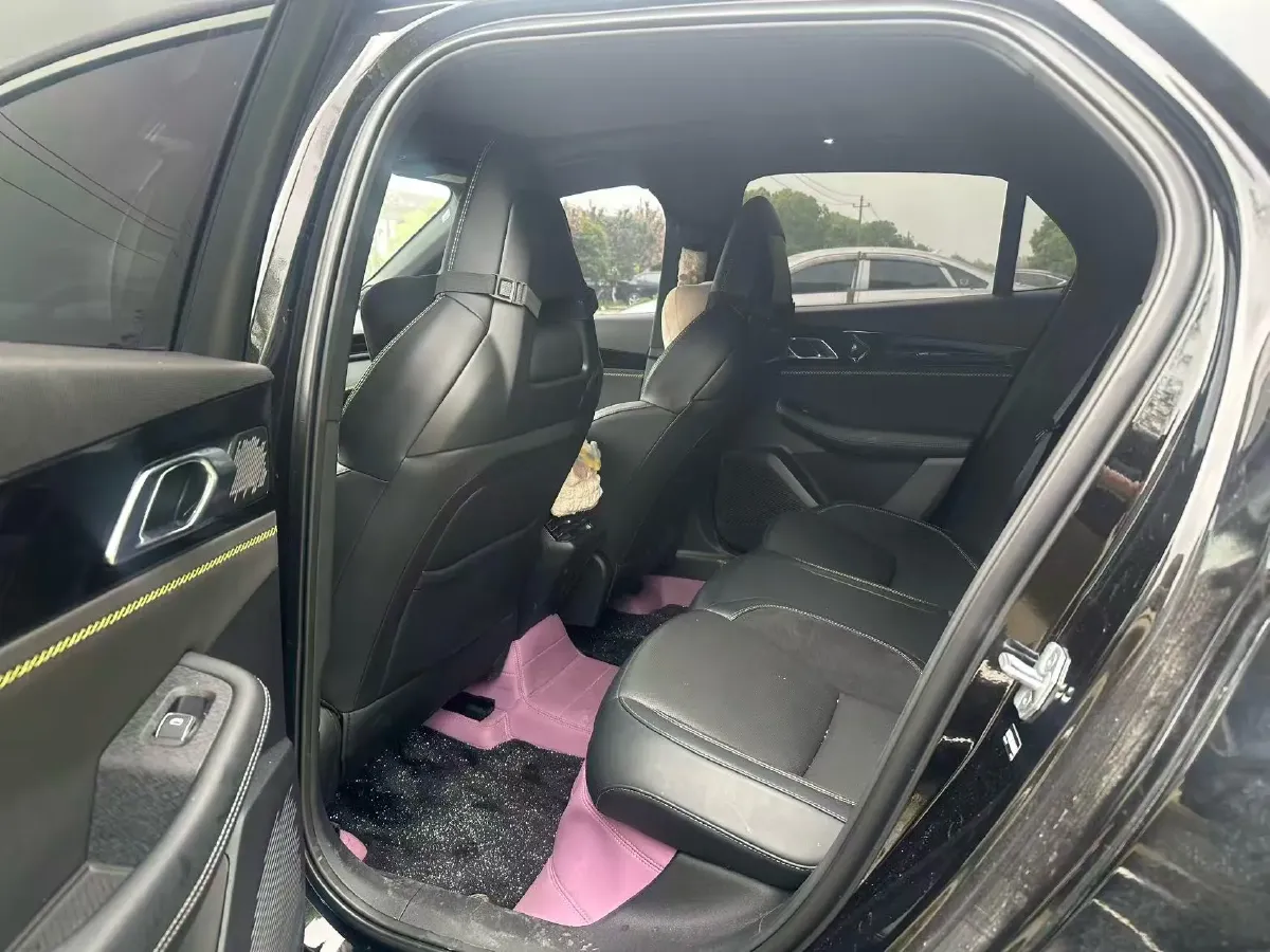 2025 LYNK&CO 03 1.5T 181HP L4 7DCT,autocango,china used car exporter,china ev exporter,chinese used car exporter,chinese used ev exporter