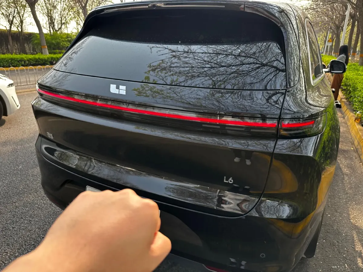 2025 Li L6 Range Extended 154HP L4 REEV,autocango,china used car exporter,china ev exporter,chinese used car exporter,chinese used ev exporter
