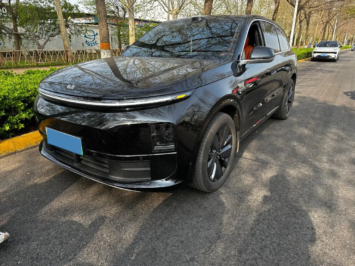 2025 Li L6 Range Extended 154HP L4 REEV,autocango,china used car exporter,china ev exporter,chinese used car exporter,chinese used ev exporter